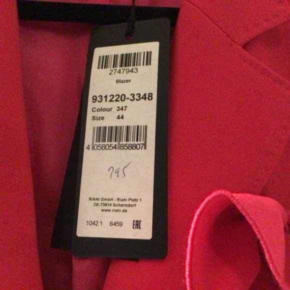 BRAND NEW Riani EU 44 (US Large)- Rose Coloured Blazer/ Jacket - Picture 2 of 3